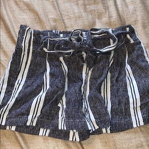Paper bag waist shorts
